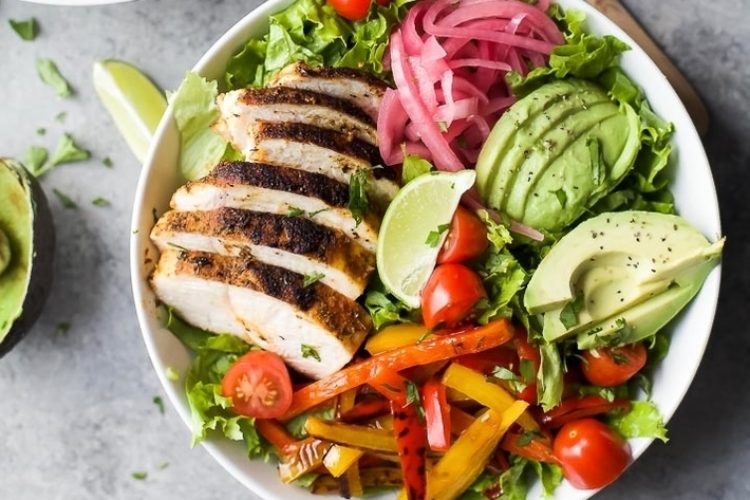 30-Minute Chicken Fajita Salad with Chimichurri Dressing