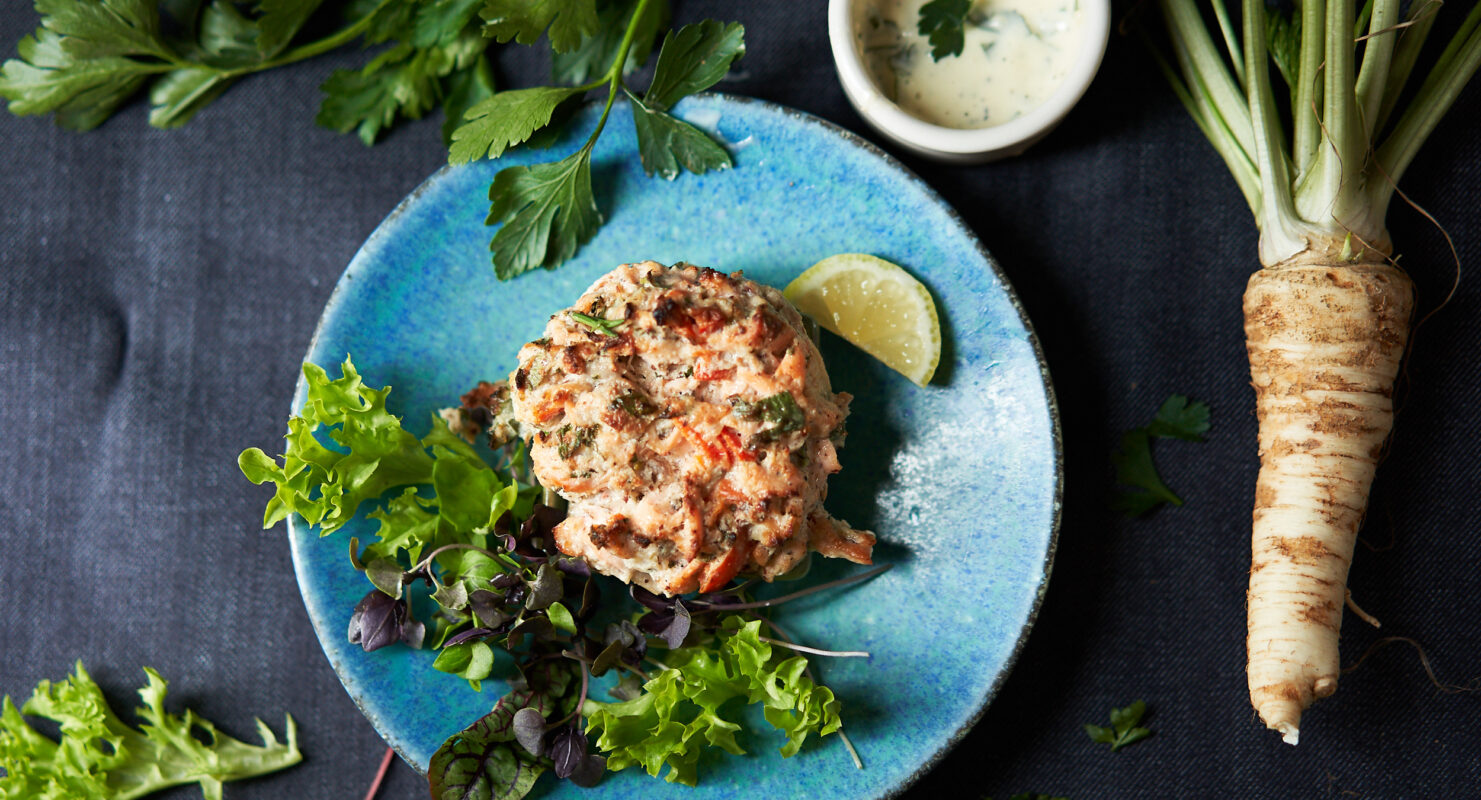 Salmon Cakes with Lemon Herb Aioli